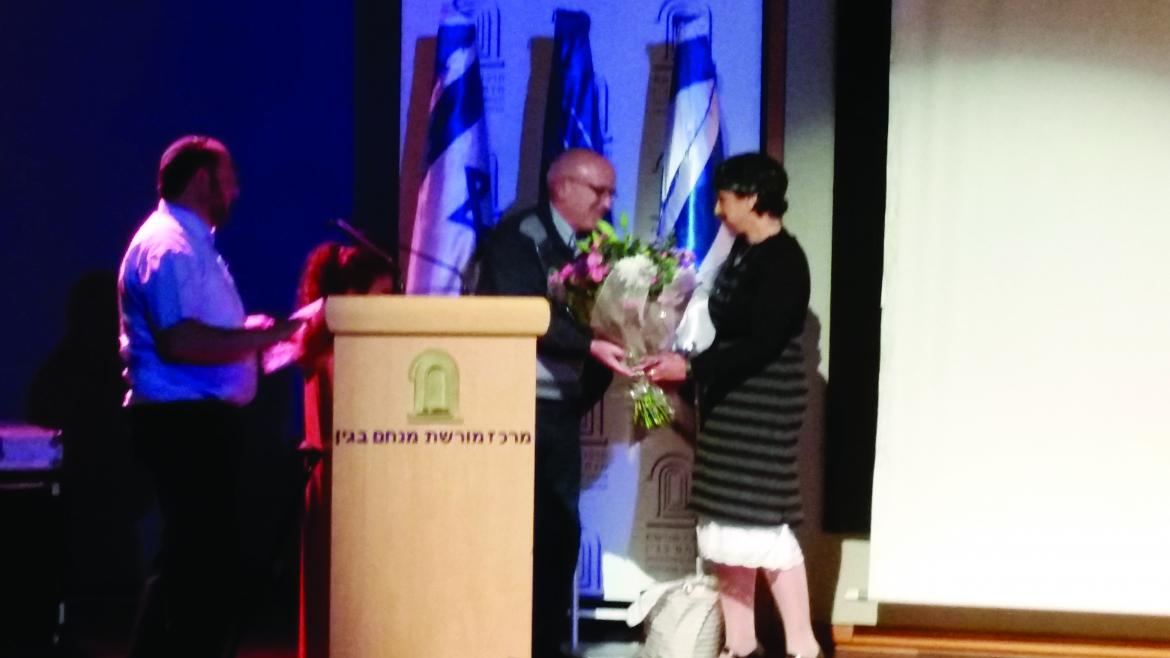 נפרדים מהפורשים