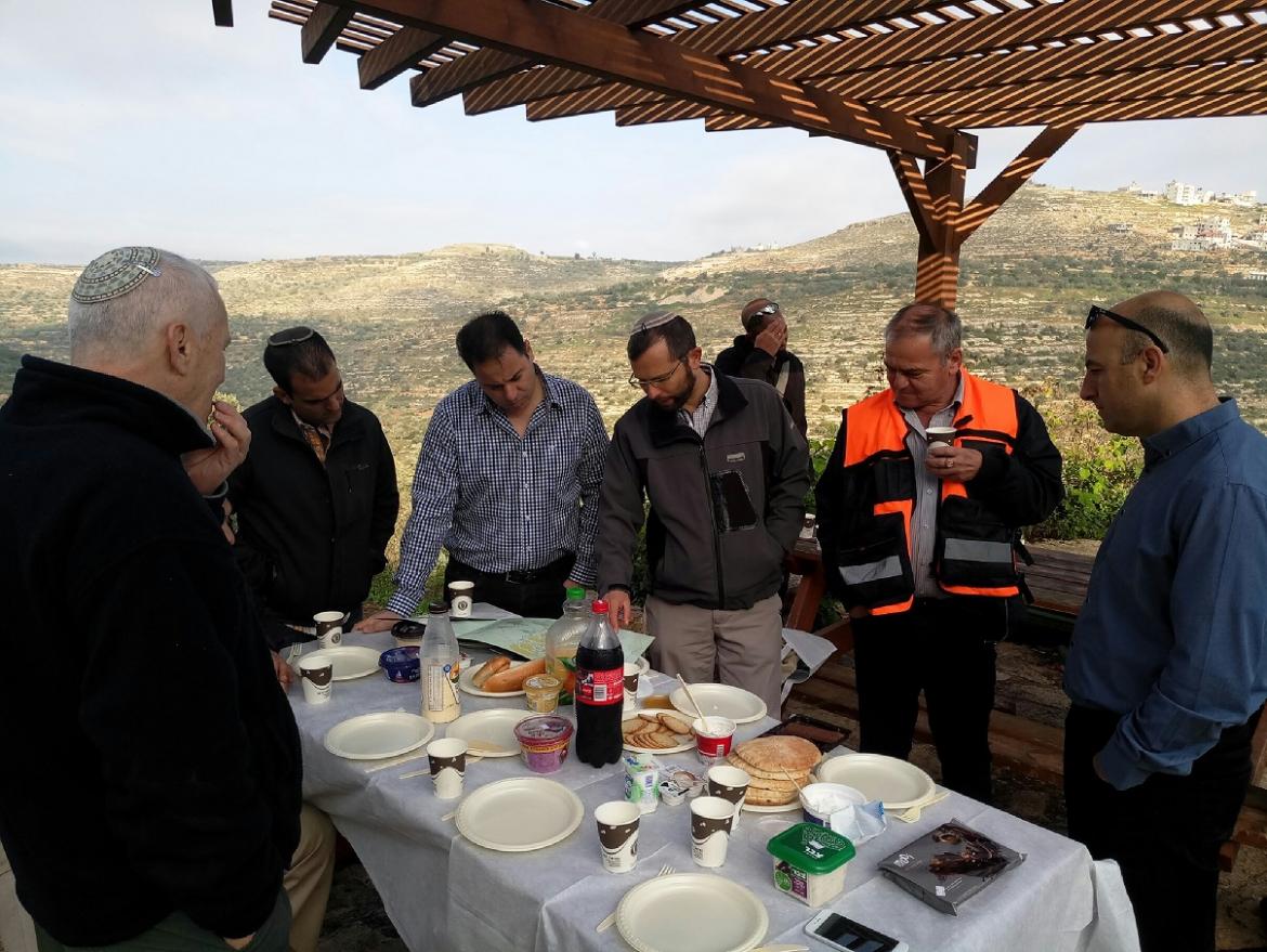 נתיבים ללב