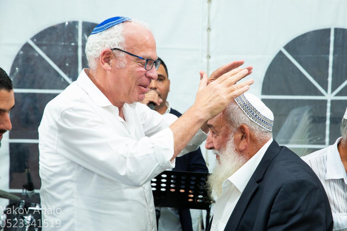 ספר תורה לעמיחי