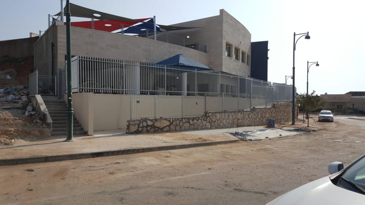 תמיד לומדים
